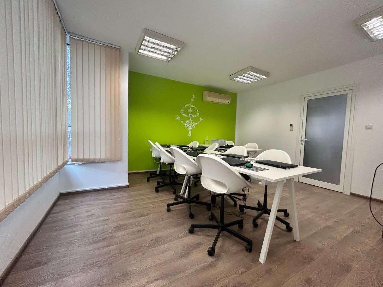 Дава се под наем Офис в Варна, Център - 60 кв.м за 500 € - Снимка #1