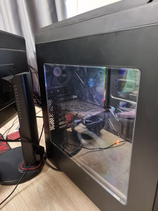 Productivity Gaming сет ъп монитор AOC Agon, Benq razer redragon