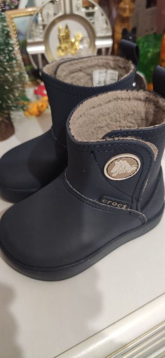 Весенне-осенние сапоги Crocs утепленные