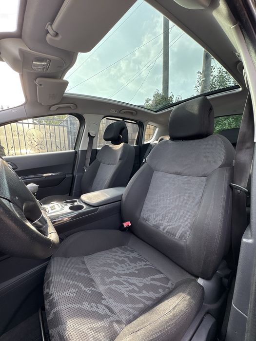 Peugeot 3008 2011 Head-Up Display Panoramic