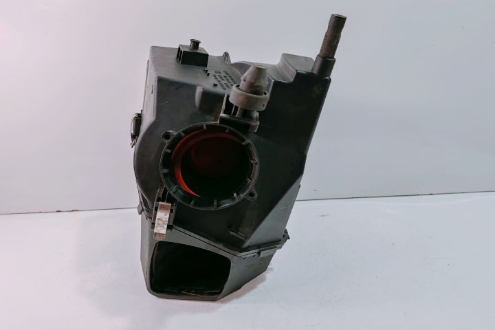 Carcasa  filtru aer 4F0133835H / 4F0000183A Audi A6 4F/C6