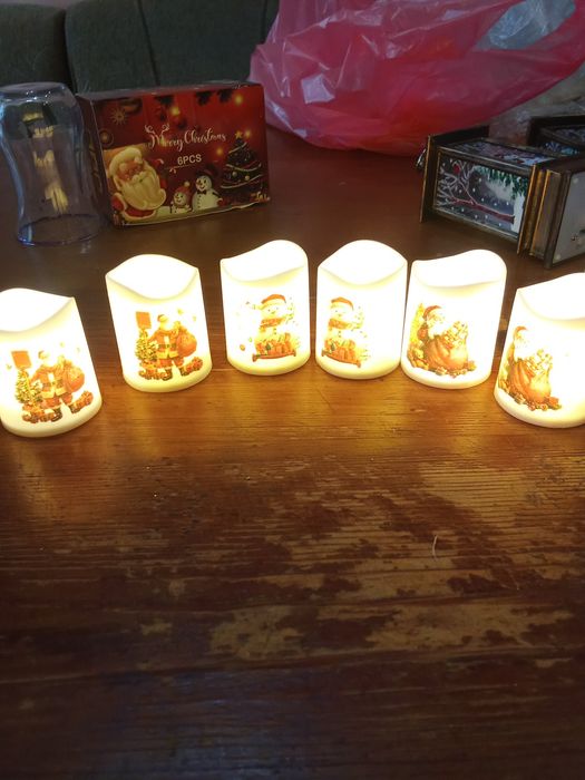 Коледни украси за базари