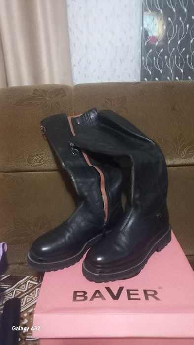 Сапоги зимние из натуральной кожи.