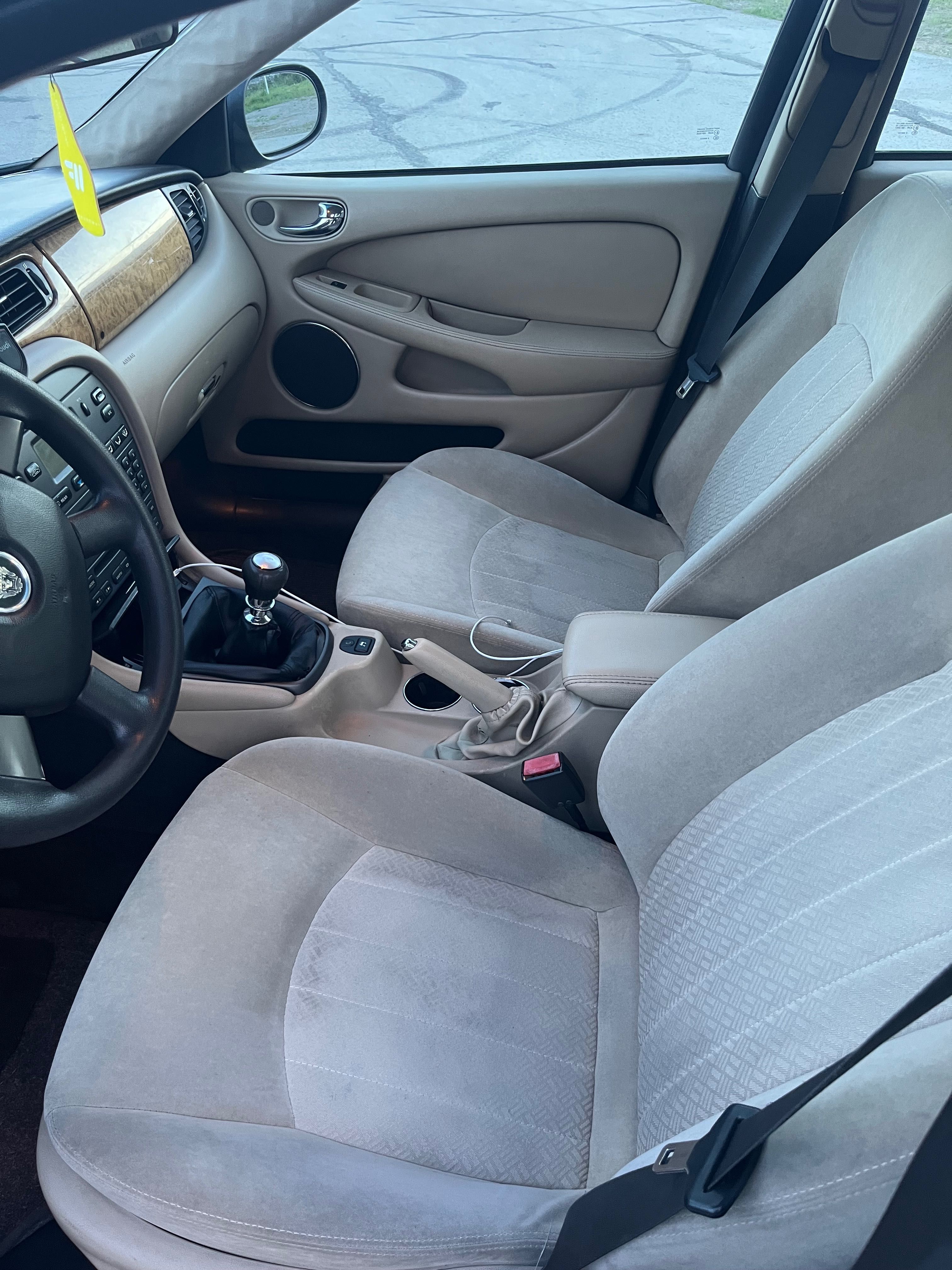 Jaguar X Type 2.0D