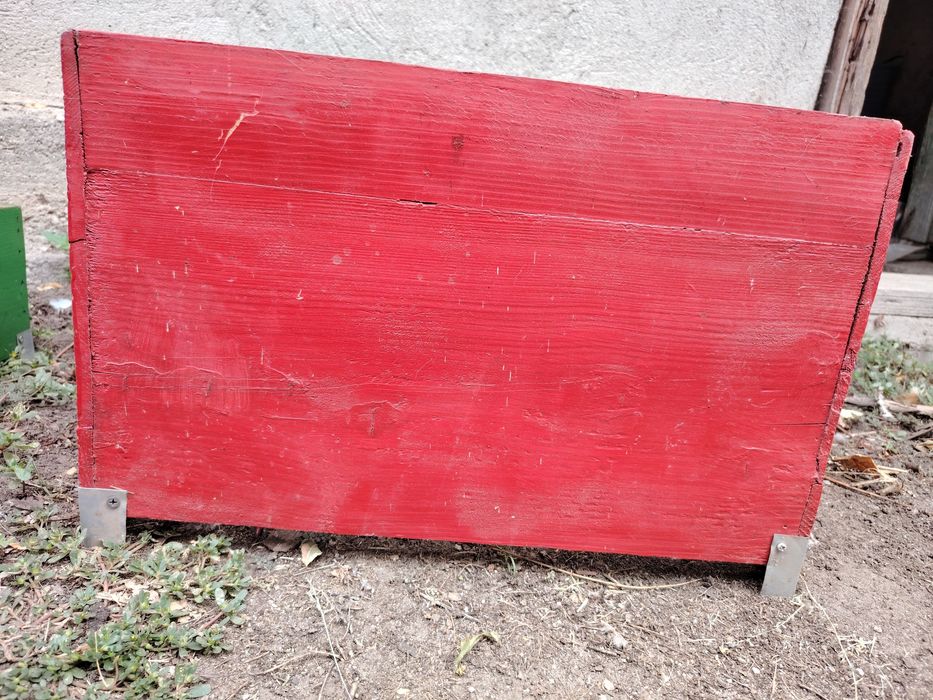 Caturi second hand 1/1  și 1 /2 în stare bună.