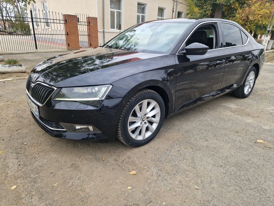 Skoda superb 1,6 tdi 120 cp