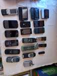 Vand/ schimb lot 20 telefoane Nokia, Samsung, LG, Siemens, BlackBerry