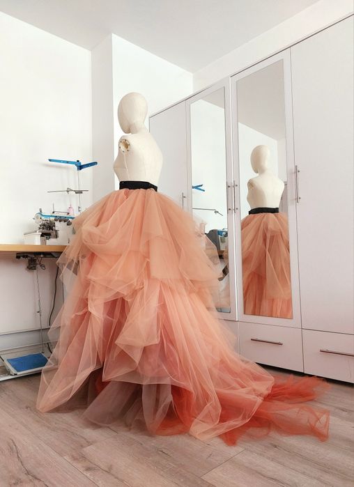 Цветна и обемна пола от тюл на слоеве Бал Сватба Булчинска Рокля