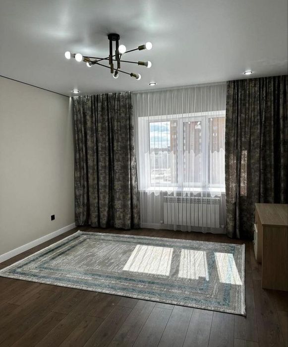 Квартира 3-комнатная, жилой дом, помещение в центре горд Косшы