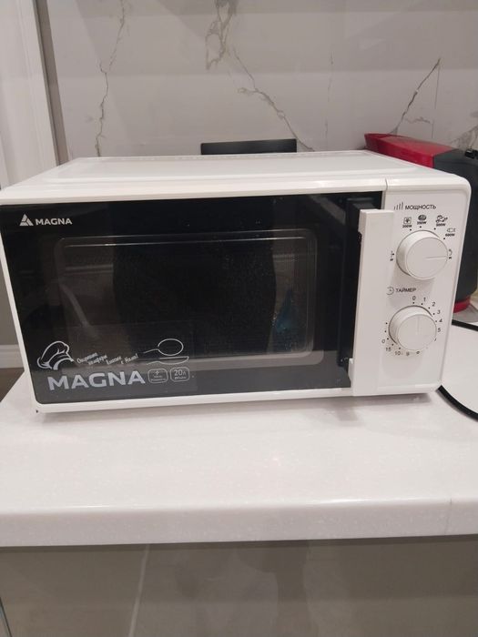 Микроволновка MAGNA