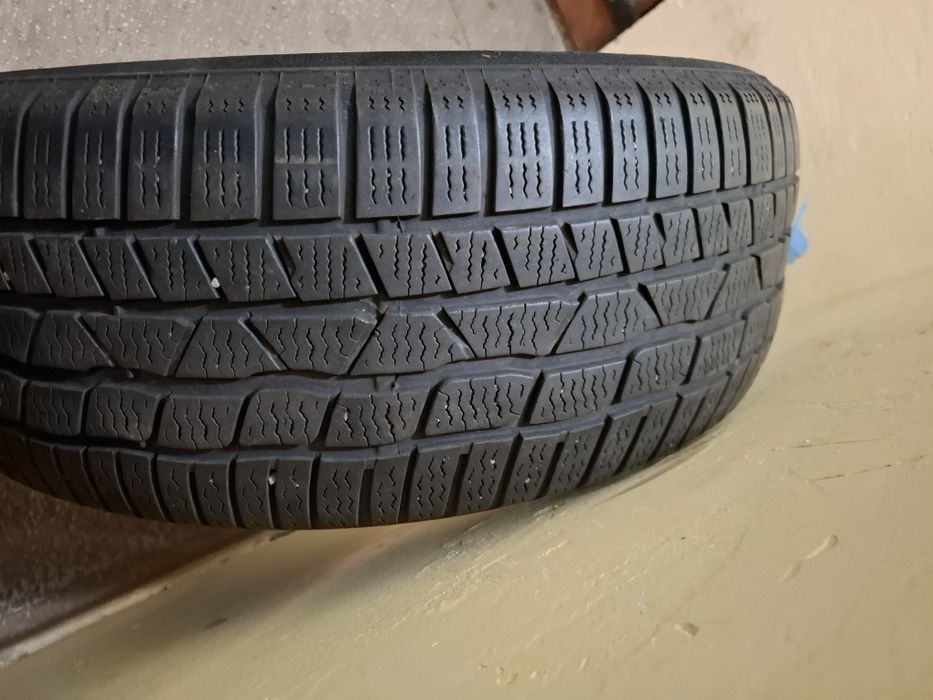 Anvelope Iarna CONTINENTAL 225 55 R 17 Dot 2618
