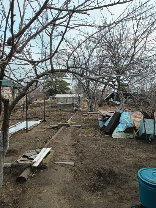 Продается два дачных участка с домом