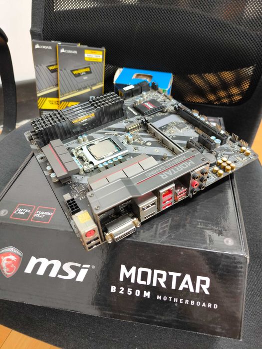 Kit placa de baza MSI B250M Mortar + Intel i5 7500 + 32GB DDR4