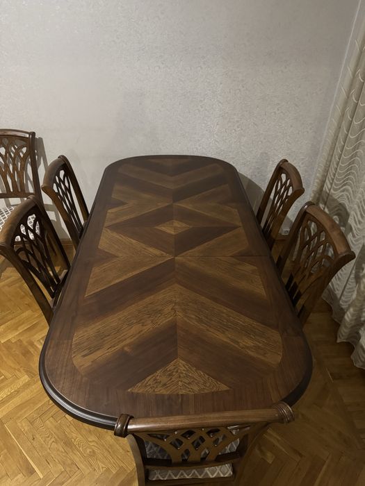 Стол шикарный дерево и стулья