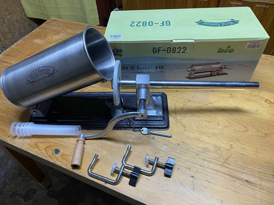 Mașină de umplut cârnați de vânzare!