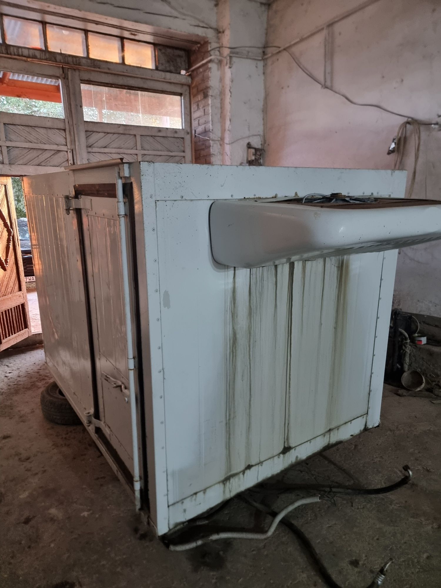 Labo refrejator tayyor matori bilan