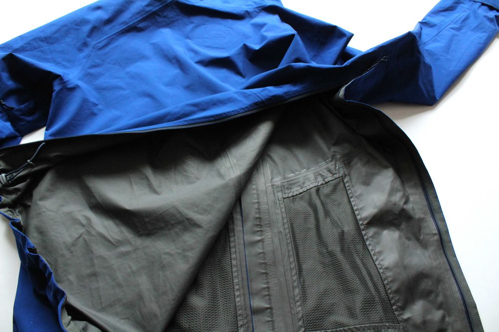 OUTDOOR RESEARCH - мъжко водоустойчиво яке Gore-Tex, размер M