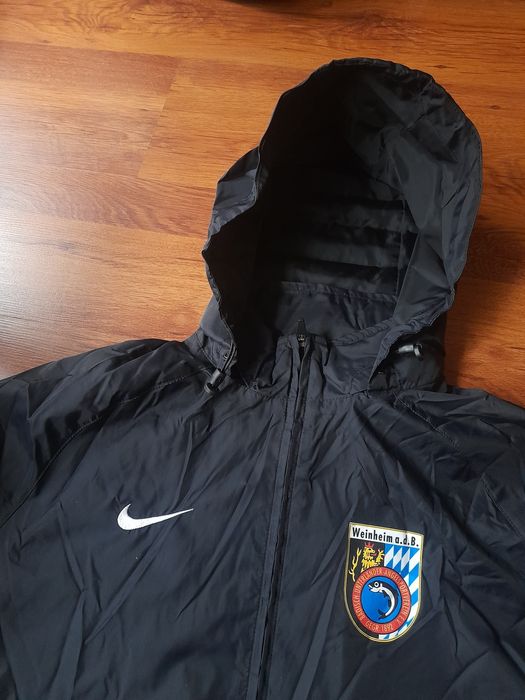 Nike мъжко яке XL размер.