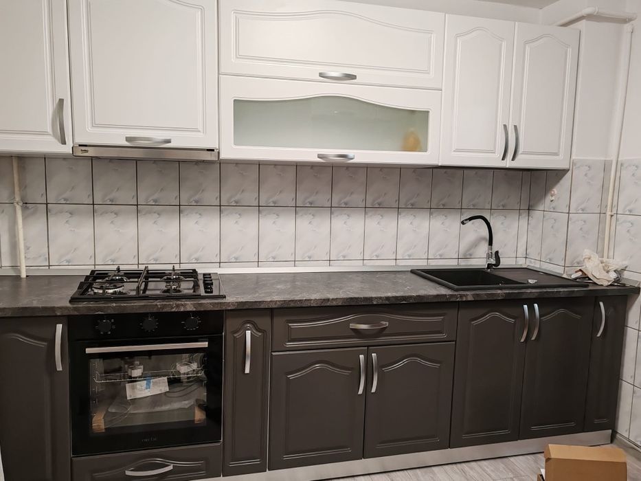 Mobilier la comanda