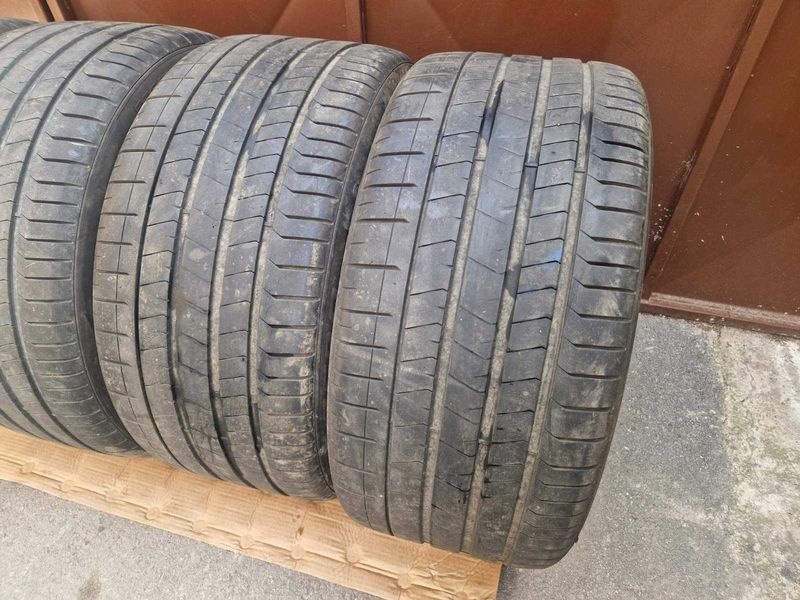 Pirelli R22 325/35
летни гуми 
DOT4919
