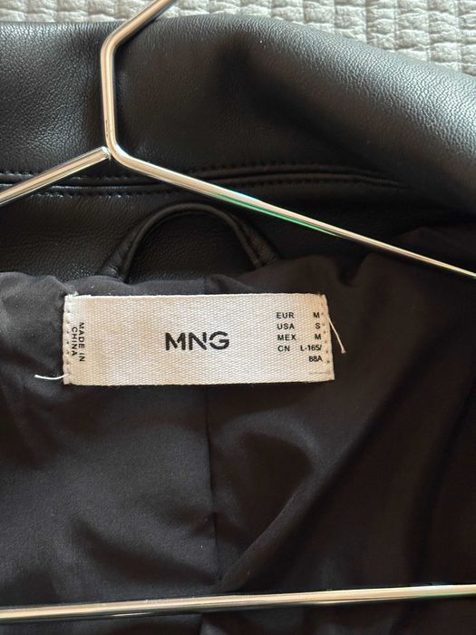 Кожено яке Mango