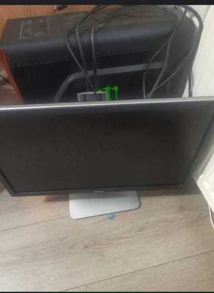 Vand PC gaming i7 6700, 8GB video, 32GB ram , 5TB spatiu