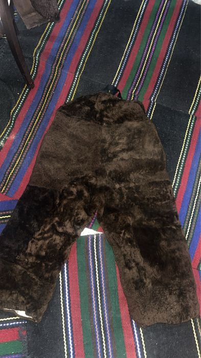 Кукерски/ сурвакарски костюм от кожи