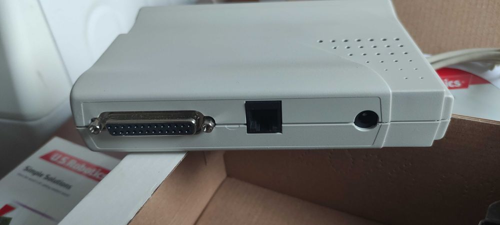 Modem 56K USRobotics, com-порт