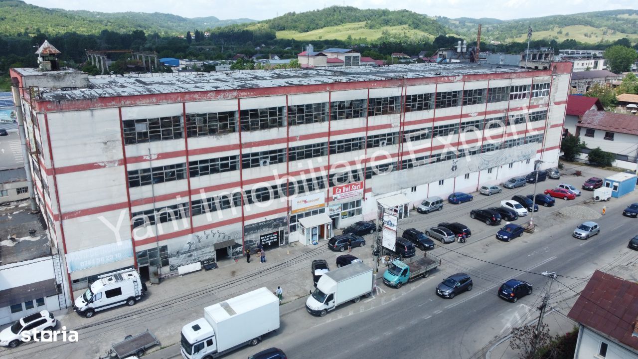 Clădire de vânzare, lângă Kaufland Curtea de Argeș