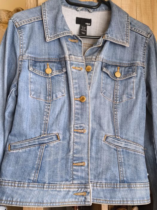 Яке от светлосин деним Н&М