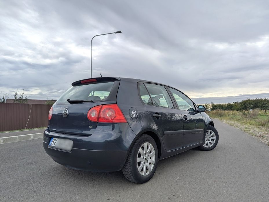 Volkswagen Golf V 1.6 MPI