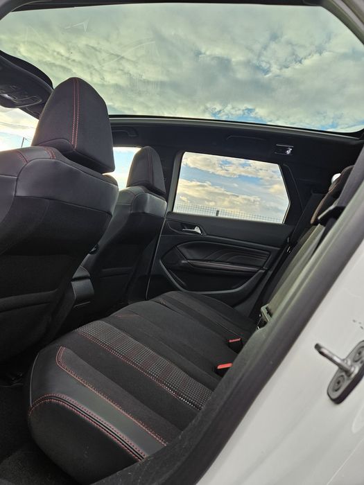 Peugeot 308 GT Line - Model Deosebit - Ireproșabil