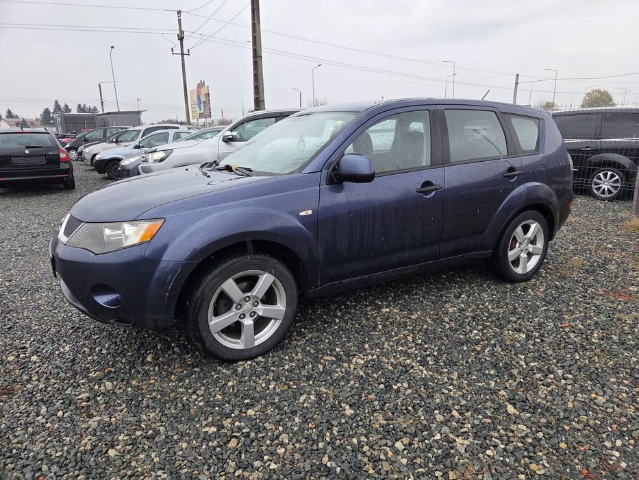 Mitsubishi Outlander 2008 -  2.2 Di-D 177CP - 4x4 - Clima!