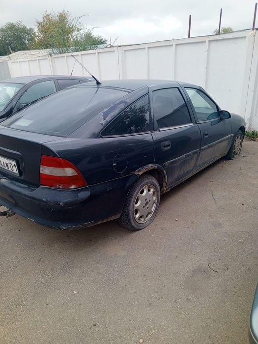 Продам авто опель движок заклинил