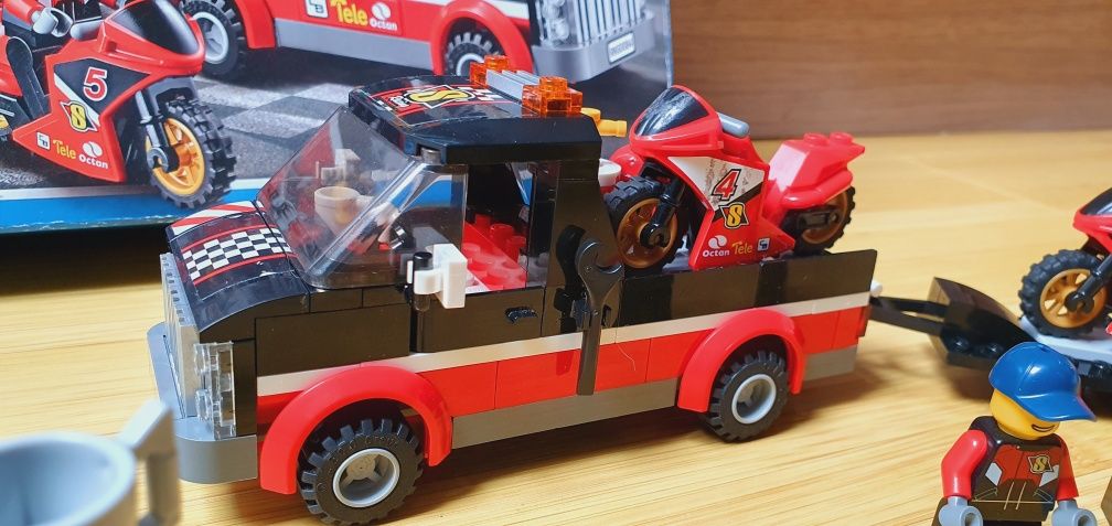 Lego 60084 camion transportor motociclete