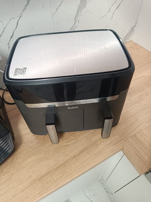 Friteusa cu aer cald