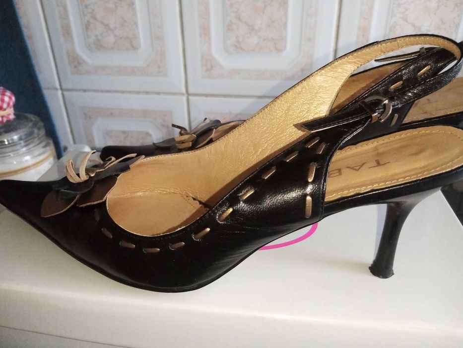 Pantofi damă eleganți