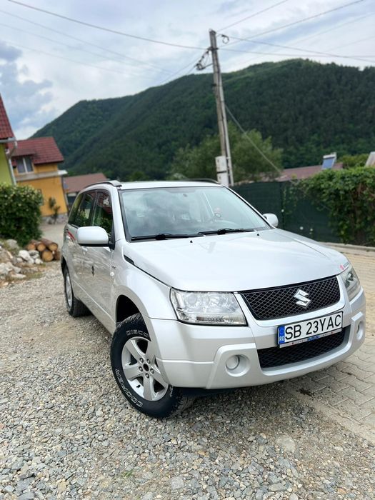 Vînd Suzuki Grand Vitara