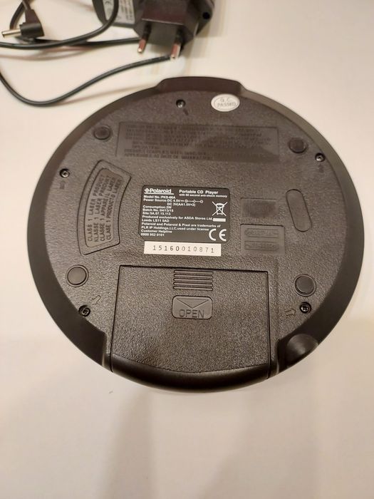 CD-Player portabil Polaroid PKS-66A, aproape nou, perfect funcțional