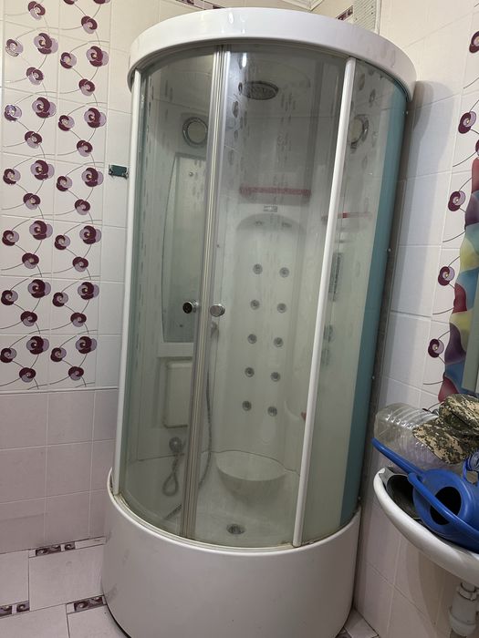 Душевая кабина, б/у, в хорошем, рабочем состоянии