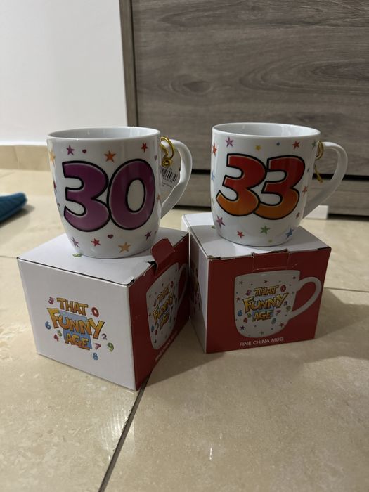 Cani noi in cutie ,cadou ideal