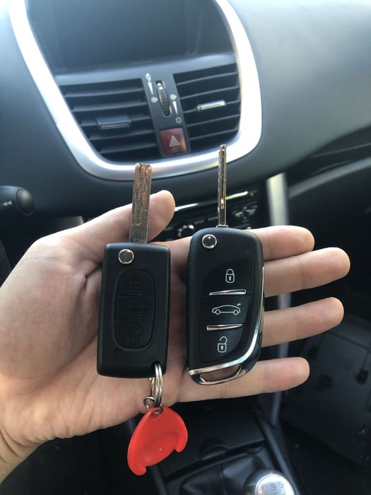 Cheie auto noua de rezerva/duplicare cheie auto/repar contacte blocate