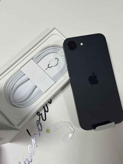 Iphone 16e, black, 128gb nou