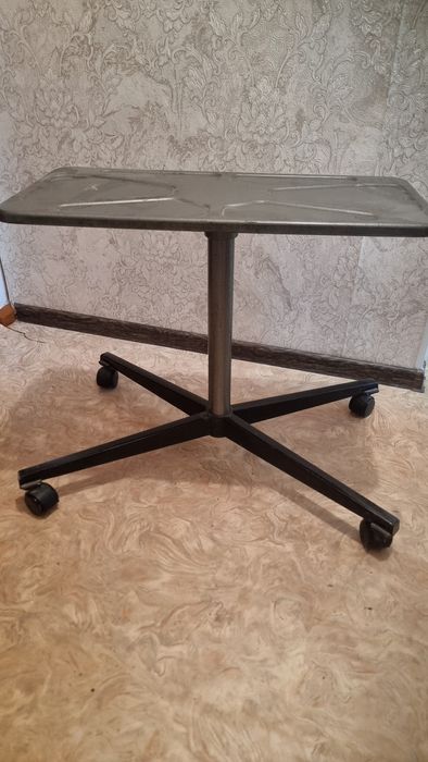 Тумба подставка под телевизор