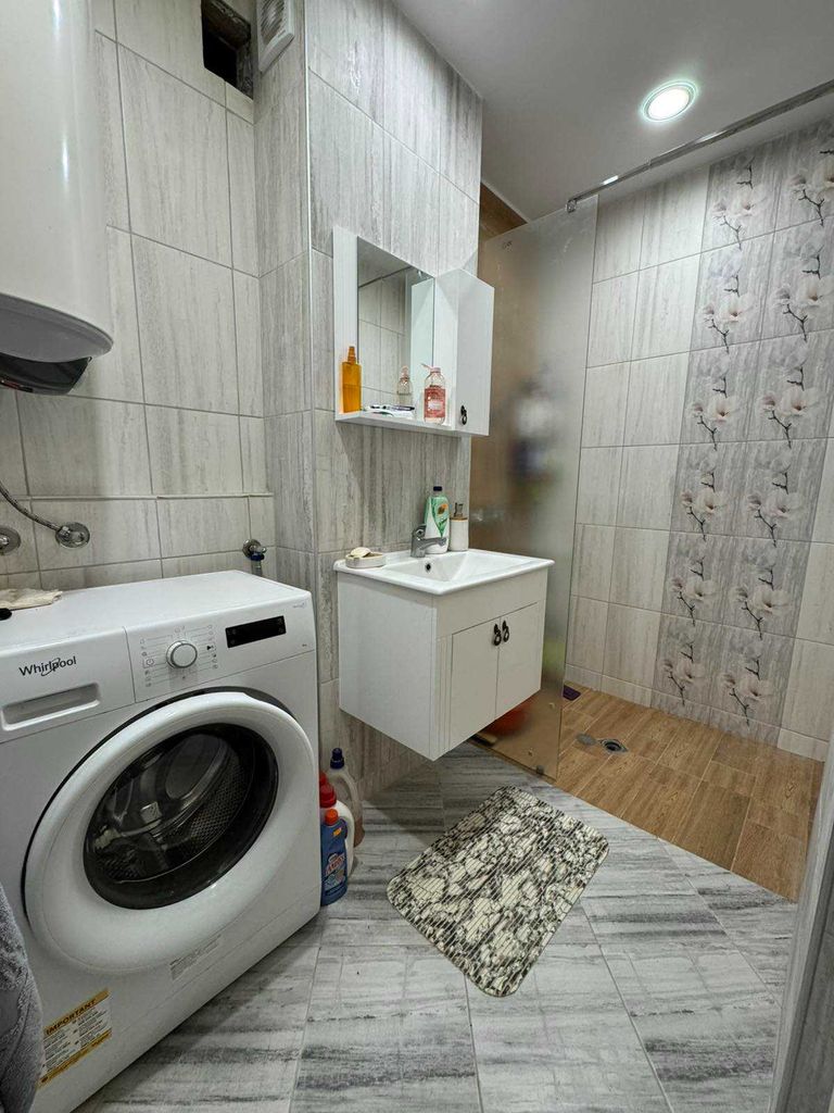 Продава се Тристаен апартамент в Велико Търново, Чолаковци - 86 кв.м за 907 €/кв.м - Снимка #8