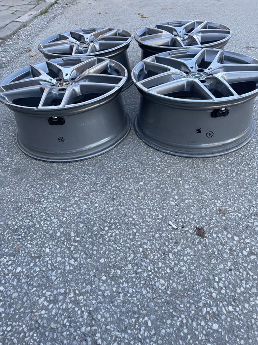 Оригинални джанти за мерцедес амг 19 цола 8j ET38