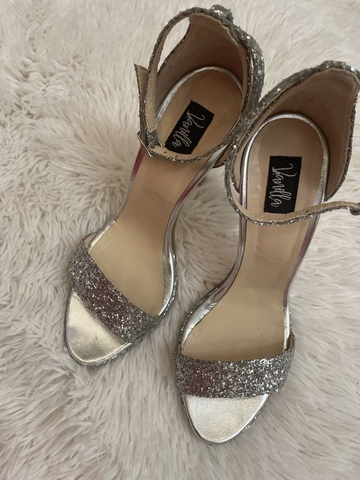 Sandale Vanilla cu toc subtire, piele naturala glitter argintiu