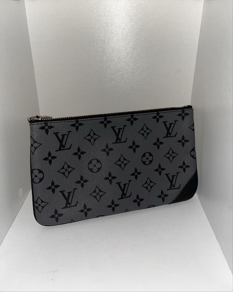 Чанта на Louis Vuitton