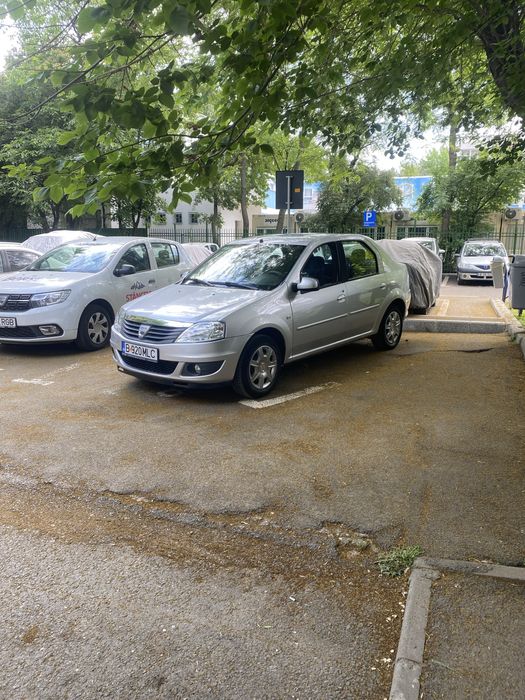 Dacia logan 1.2 2009 Laureat