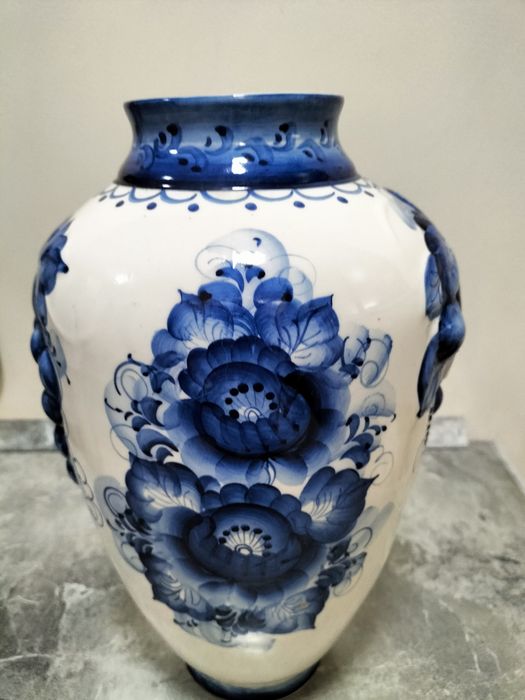 Продам советскую вазу .